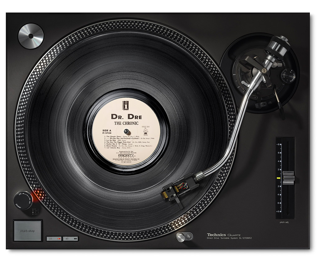 <p>Dr. Dre – The Chronic – on Technics</p> »I'm never gonna stop music, it's like air to me.« <span>Dr. Dre</span>